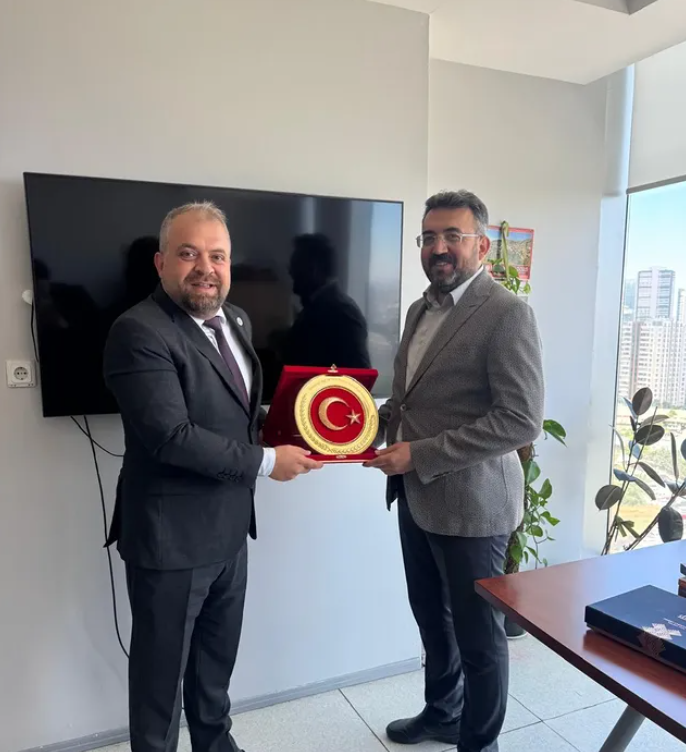 TİYSAT’tan TİTCK Bitkisel ve Destek Ürünler Dairesi Başkanı Sayın Dr. Mehmet Zafer Kalaycı’ya ziyaret!