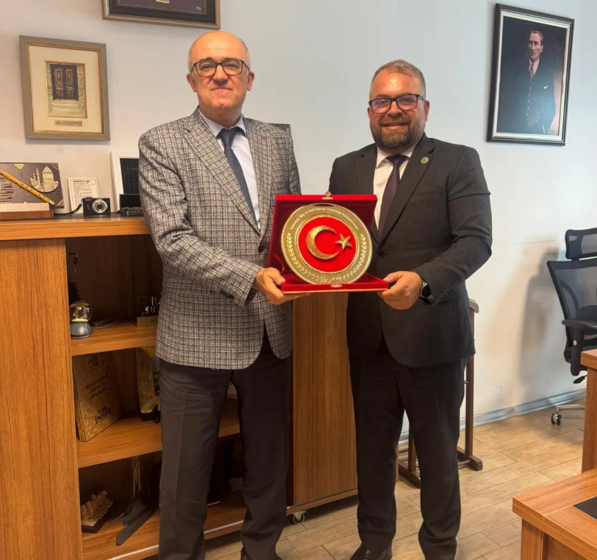 TİYSAT’tan TÜBİTAK Teknoloji ve Yenilik Destek Programları Başkan Yardımcıları Dr. Hasan Selçuk Selek’e Ziyaret