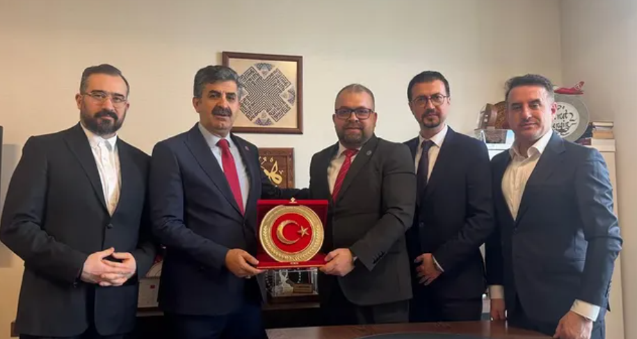 TİYSAT’tan TÜSEB Genel Sekreteri Sayın Ahmet Zengin’e ziyaret!